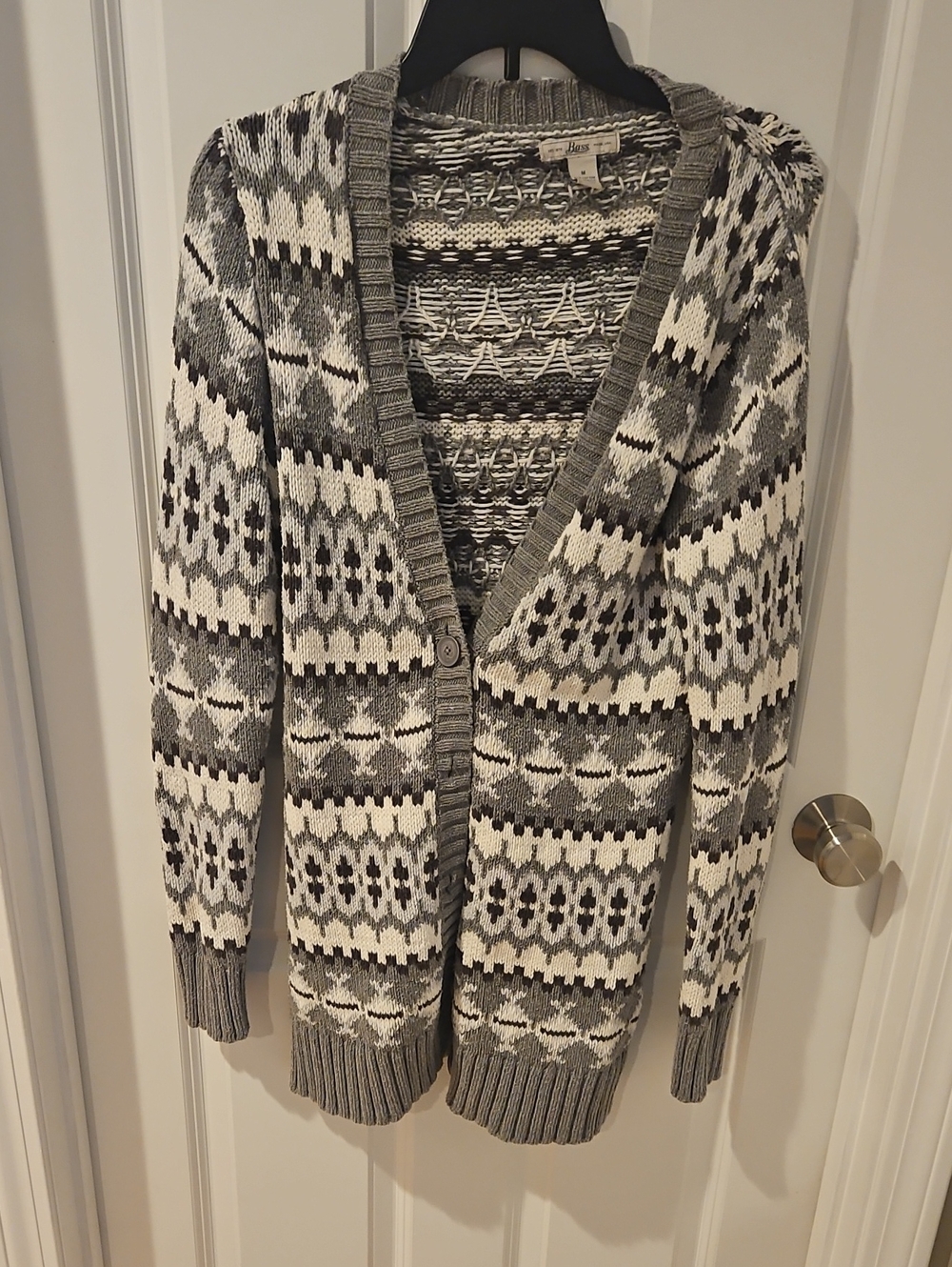 Bass Gray and White Patterned Button-Front Cardigan Sweater
